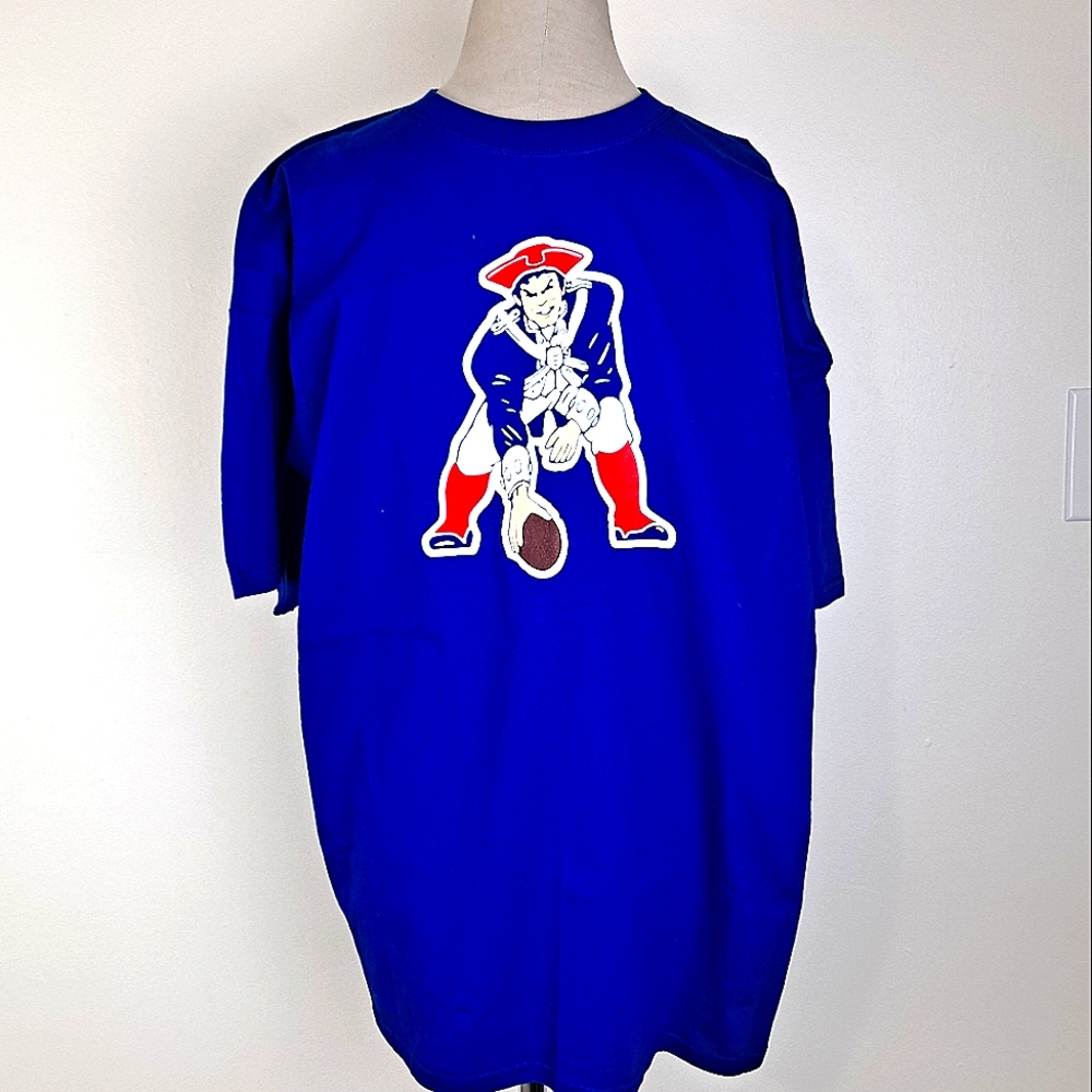 Blue New England Patriots shirt by Majestic